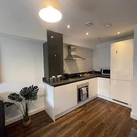 Modern Spacious 1 Bed Flat In Birmingham City Centre With Free Parking, Fast Free Wifi And Netflix Eksteriør bilde
