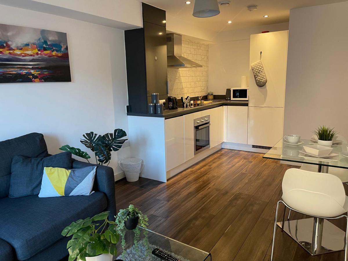 Modern Spacious 1 Bed Flat In Birmingham City Centre With Free Parking, Fast Free Wifi And Netflix Eksteriør bilde